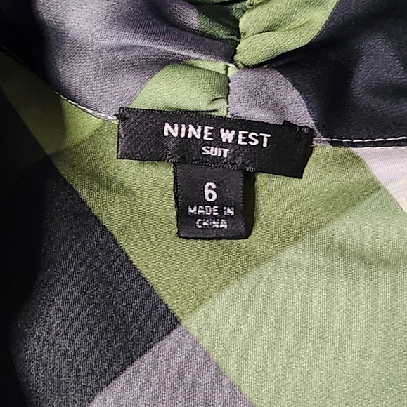 Nine West Suit Women's Sleeveless Tie Neck Top - Picture 11 of 12